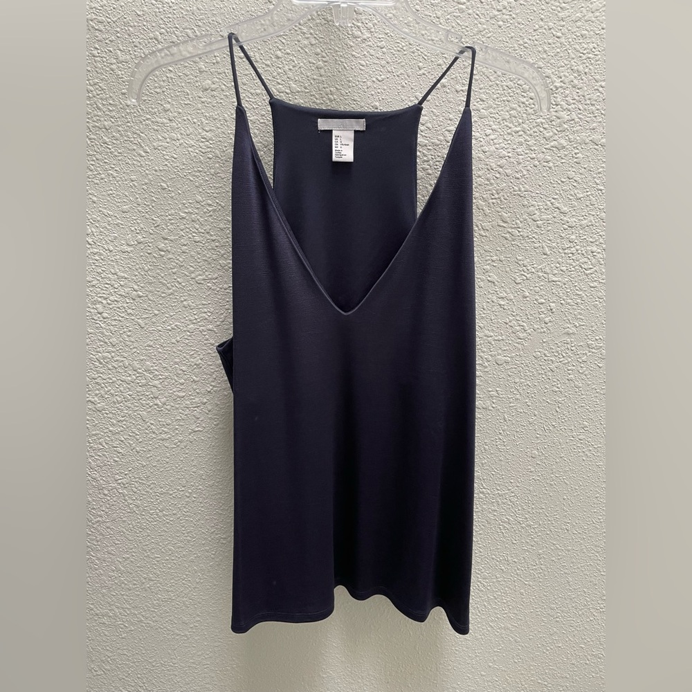 ❤️‍🔥3/$15❤️‍🔥 H&M Sleeveless V-Neck “Dressy” Top - Size L - Navy Blue - NWOT